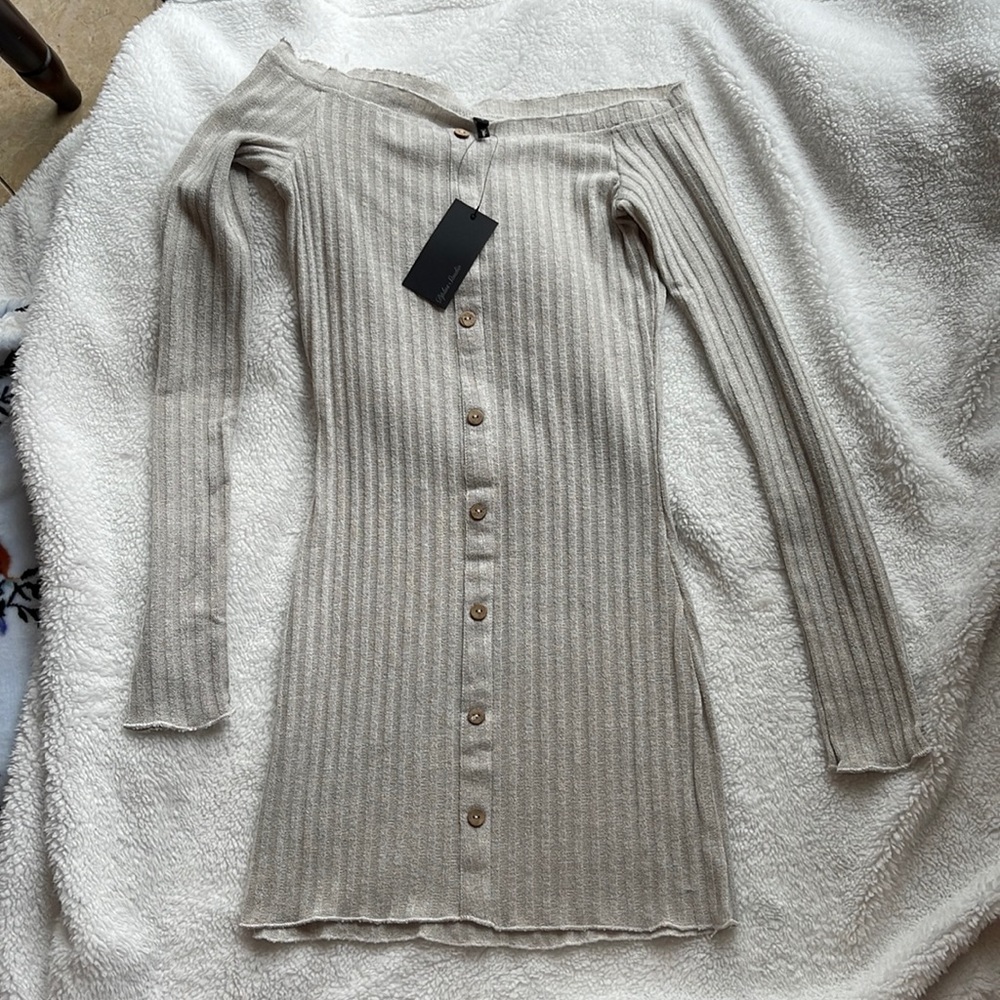 Juniors/Ladies  DPlus studio size S NWT Gray dress sweater tunic